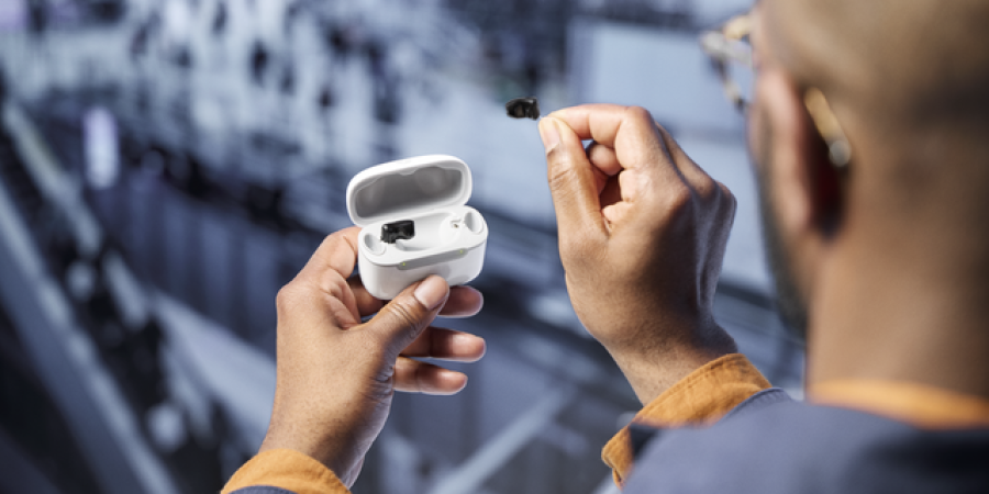 Nieuw hoortoestel: Signia Insio Charge&Go IX