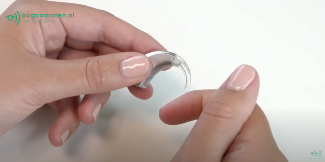 Instructievideo's Starkey BTE-hoortoestellen